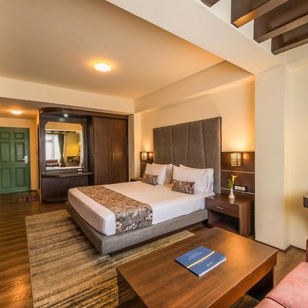 Udaan Woodberry Hotel & Spa Gangtok Exterior photo